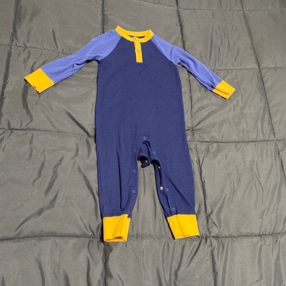 Cat & Jack Outfit - Picture 1 of 5